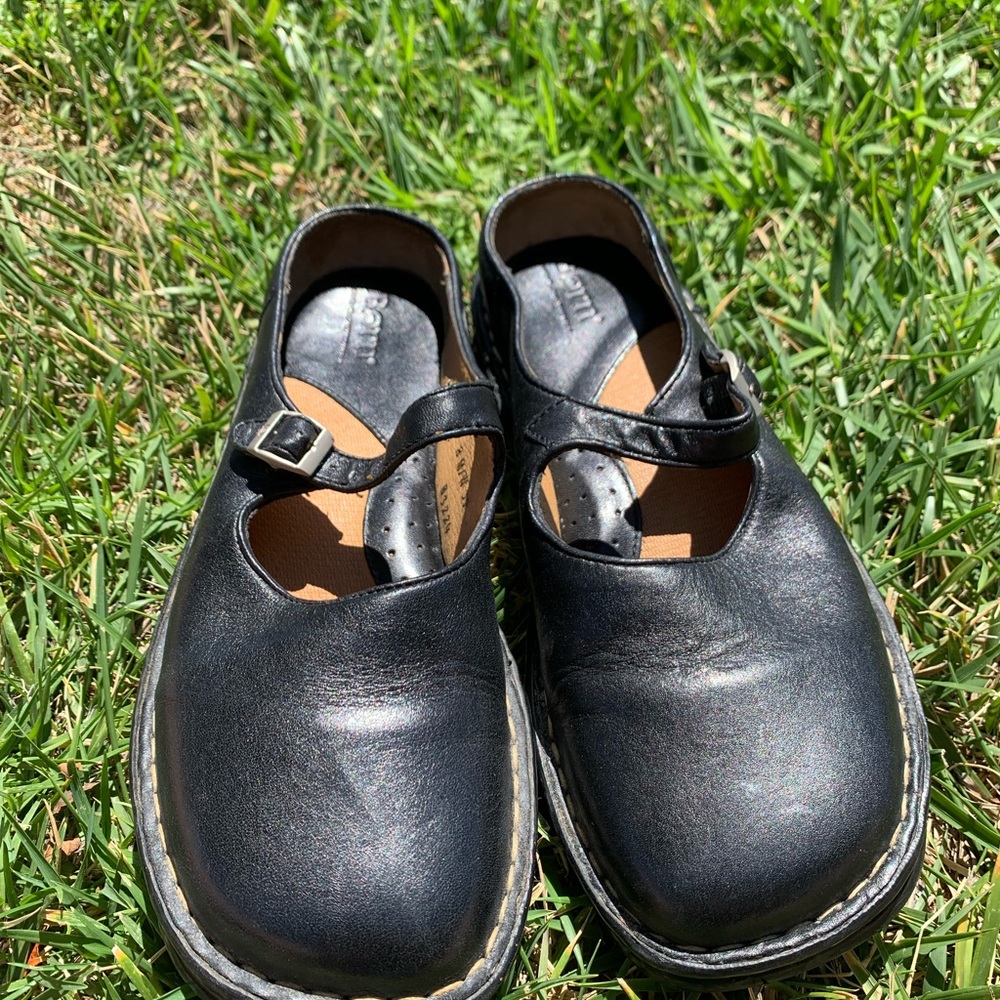 Born Black Leather Mary Jane Mule size 8 EUC